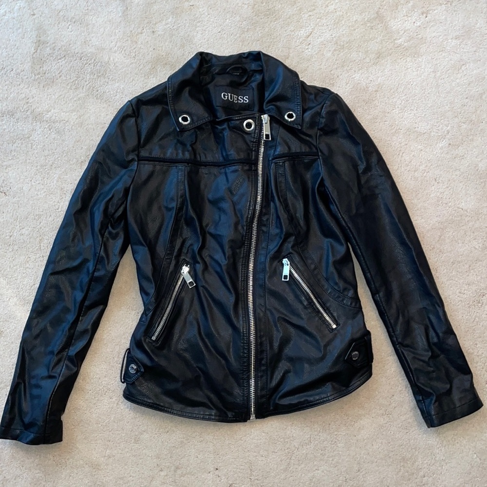 Guess jacket size -s